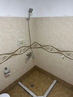 Tbil Inn Hotel