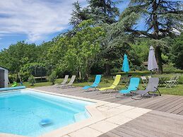 Le cèdre bleu