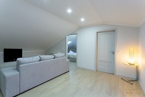 Charming 3-bed House in Funchal