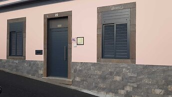 Charming 3-bed House in Funchal