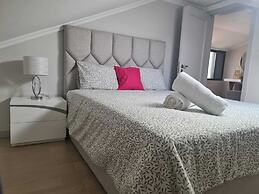 Charming 3-bed House in Funchal