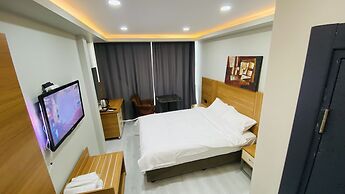 The North Hotel