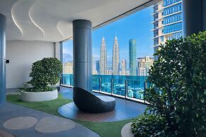 Eaton Residences KLCC by Luna