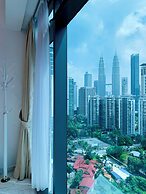 Eaton Residences KLCC by Luna