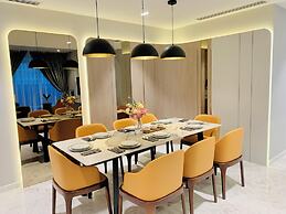 Eaton Residences KLCC by Luna
