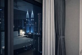 Eaton Residences KLCC by Luna