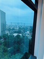 Eaton Residences KLCC by Luna