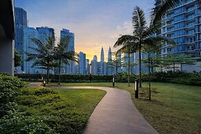 Eaton Residences KLCC by Luna