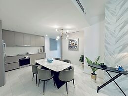 Eaton Residences KLCC by Luna