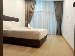Eaton Residences KLCC by Luna