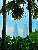 Eaton Residences KLCC by Luna