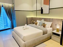 Eaton Residences KLCC by Luna