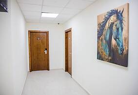 Al-Istiklal Suites