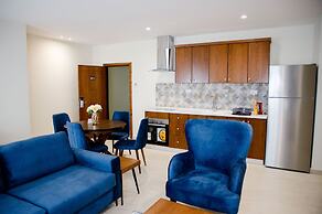 Al-Istiklal Suites