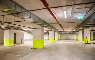 Al-Istiklal Suites
