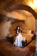 Noah's Ark Cave Hotel
