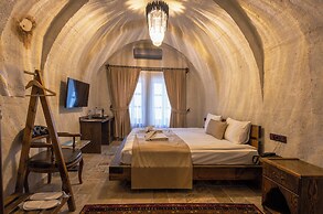 Noah's Ark Cave Hotel