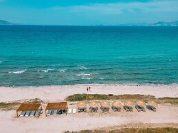 TAF Beach Villas with Tesla