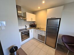 Te Kaha Beach Hotel
