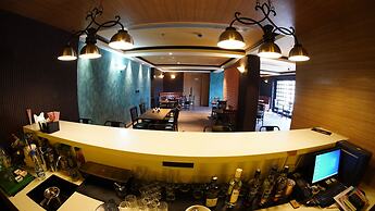 Hotel Pahadi