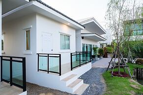 Yunoya Riverside Villa