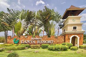 Hotel and Beach Bungalow at Lanta Resort