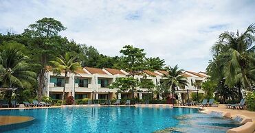 Hotel and Beach Bungalow at Lanta Resort