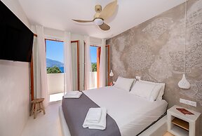 KLIMA BAY Beachfront Boutique Houses