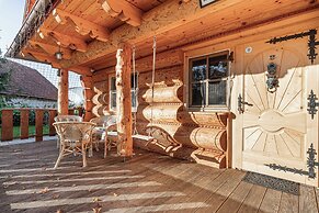 Log Cabin Native