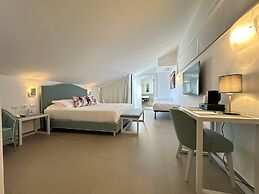 Seaside Hotel