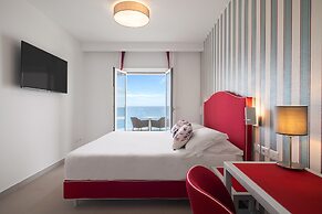 Seaside Hotel