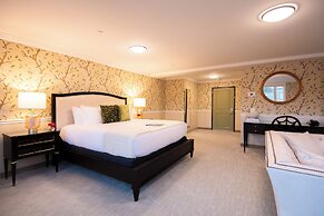 The Pathmaker Hotel