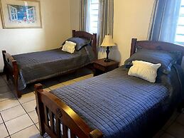 4 Guests - Stunning View - Pool - South Finger