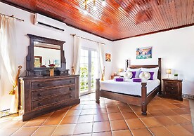 Villa Buganvilias