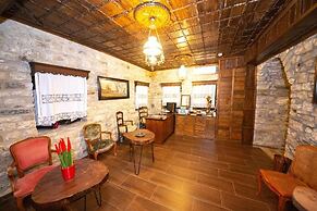 BERAT CASTLE HOTEL