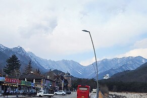 Sorak Y Hostel