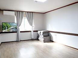 Sorak Y Hostel