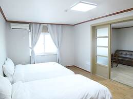 Sorak Y Hostel