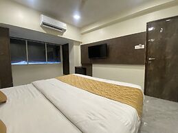 Hotel B Town