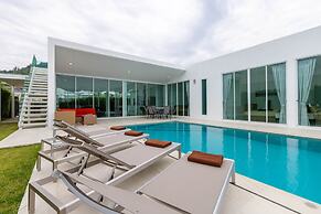 Modern 4 Bedroom Pool Villa - KHA5