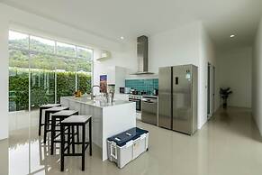 Modern 4 Bedroom Pool Villa - KHA5