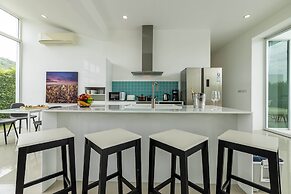 Modern 4 Bedroom Pool Villa - KHA5
