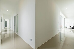 Modern 4 Bedroom Pool Villa - KHA5