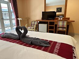 Nid Huahin Hotel