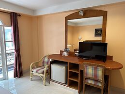 Nid Huahin Hotel