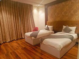 Four Leaf Hotel Akosha
