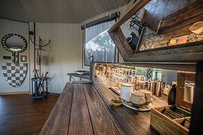 Madwaleni River Lodge - Babanango Game Reserve