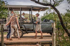Madwaleni River Lodge - Babanango Game Reserve