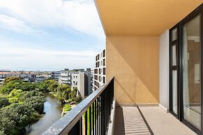 Waters Edge 511
