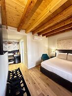 Malvezzi24 Boutique Rooms